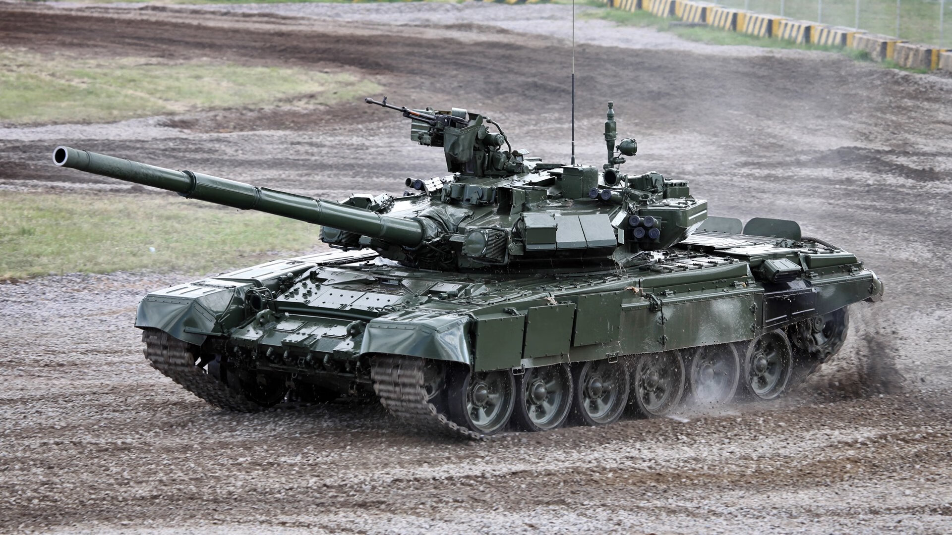 九游娱乐APP-基利安·海耶斯（Killian Hayes）为法国男篮备战巴黎奥运会，法国男篮尼利基纳