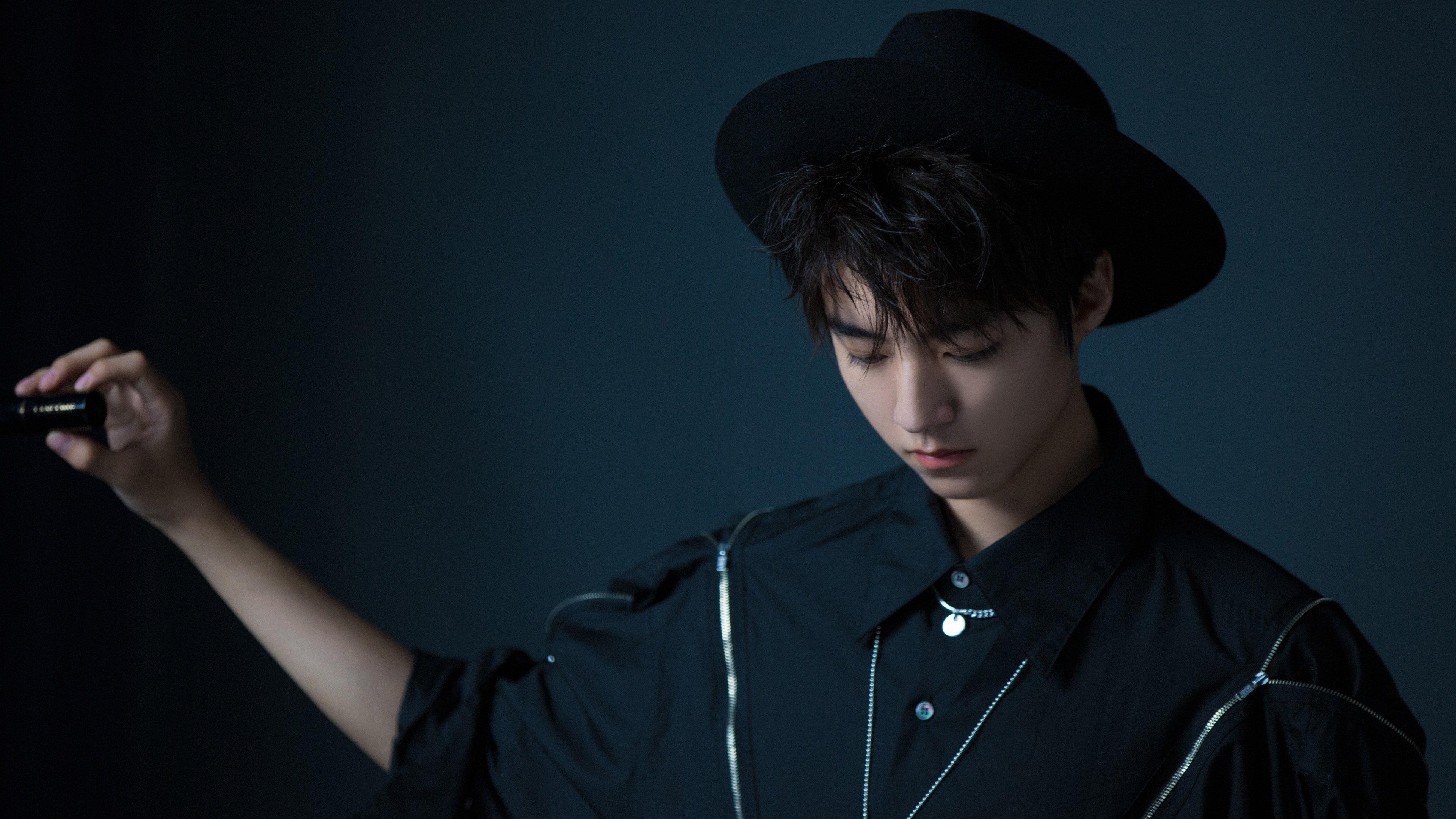 球队是否应推出专属球迷文化IP计划，球迷组织